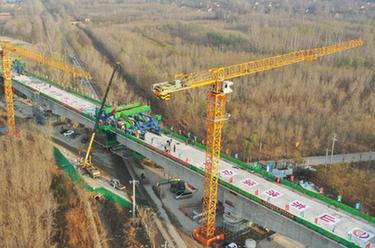 濟濱高鐵建設(shè)有序推進
