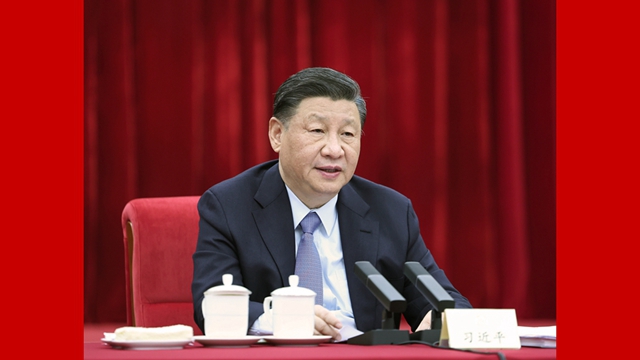 習近平看望參加政協(xié)會議的民建工商聯(lián)界委員