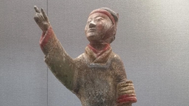 這里的西漢彩繪兵馬俑，比秦始皇兵馬俑發(fā)現還要早9年！