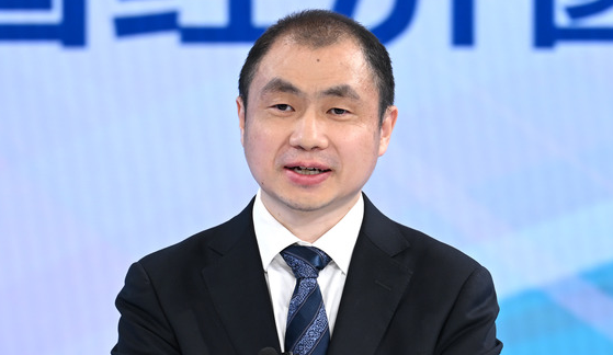 我國消費(fèi)市場呈現(xiàn)四個“更加”新變化