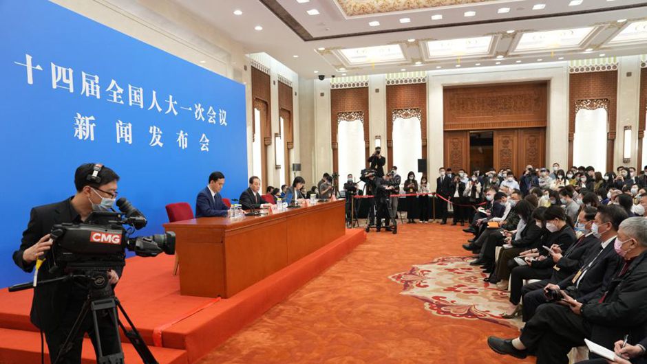 十四屆全國人大一次會(huì)議舉行新聞發(fā)布會(huì)