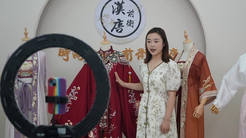 山東曹縣：聚力發(fā)展?jié)h服產業(yè) 助力鄉(xiāng)村振興
